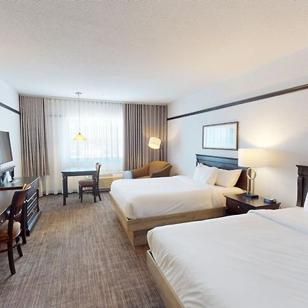 Hotel Le Montagnais Chicoutimi Buitenkant foto