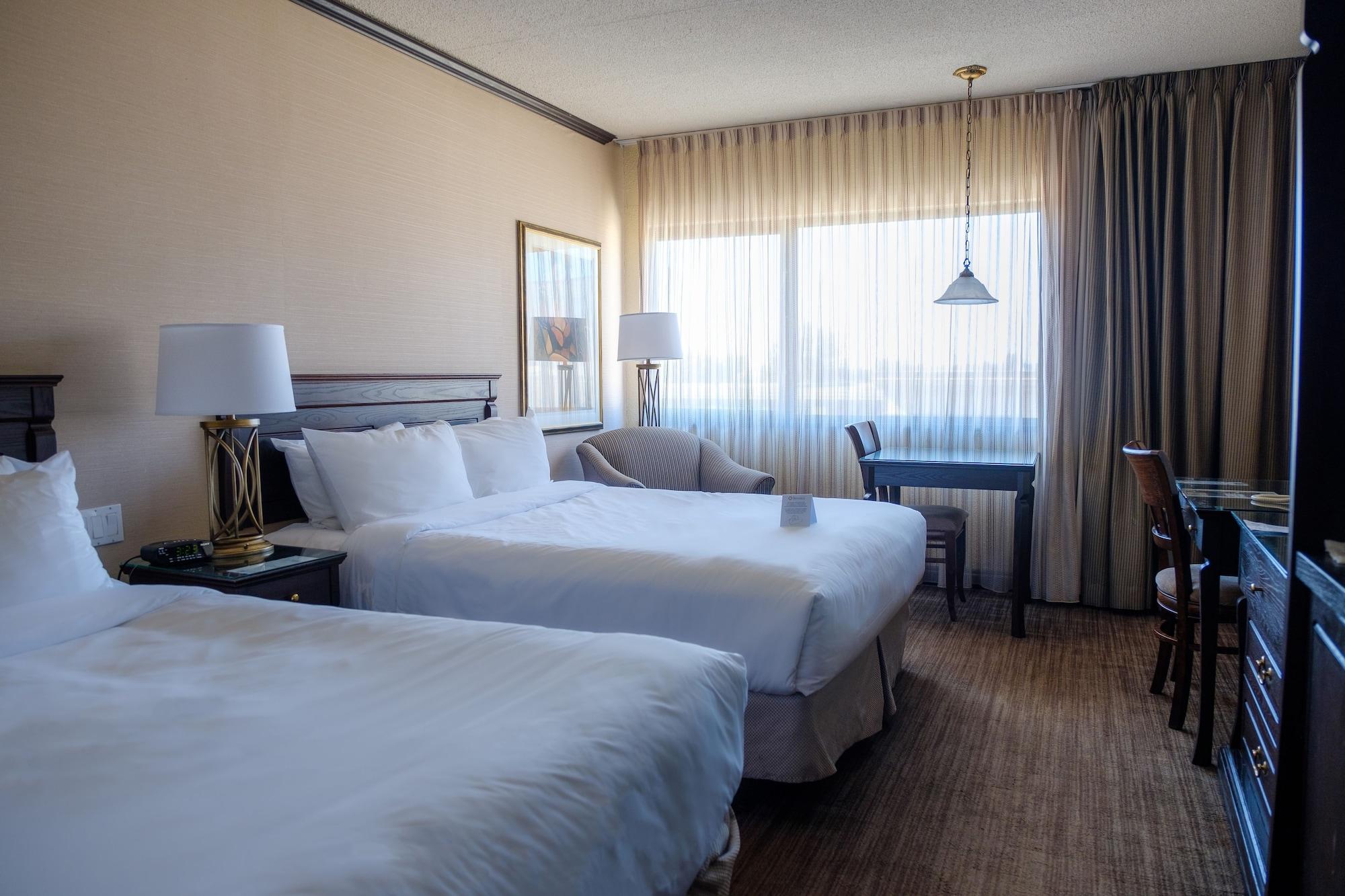 Hotel Le Montagnais Chicoutimi Buitenkant foto