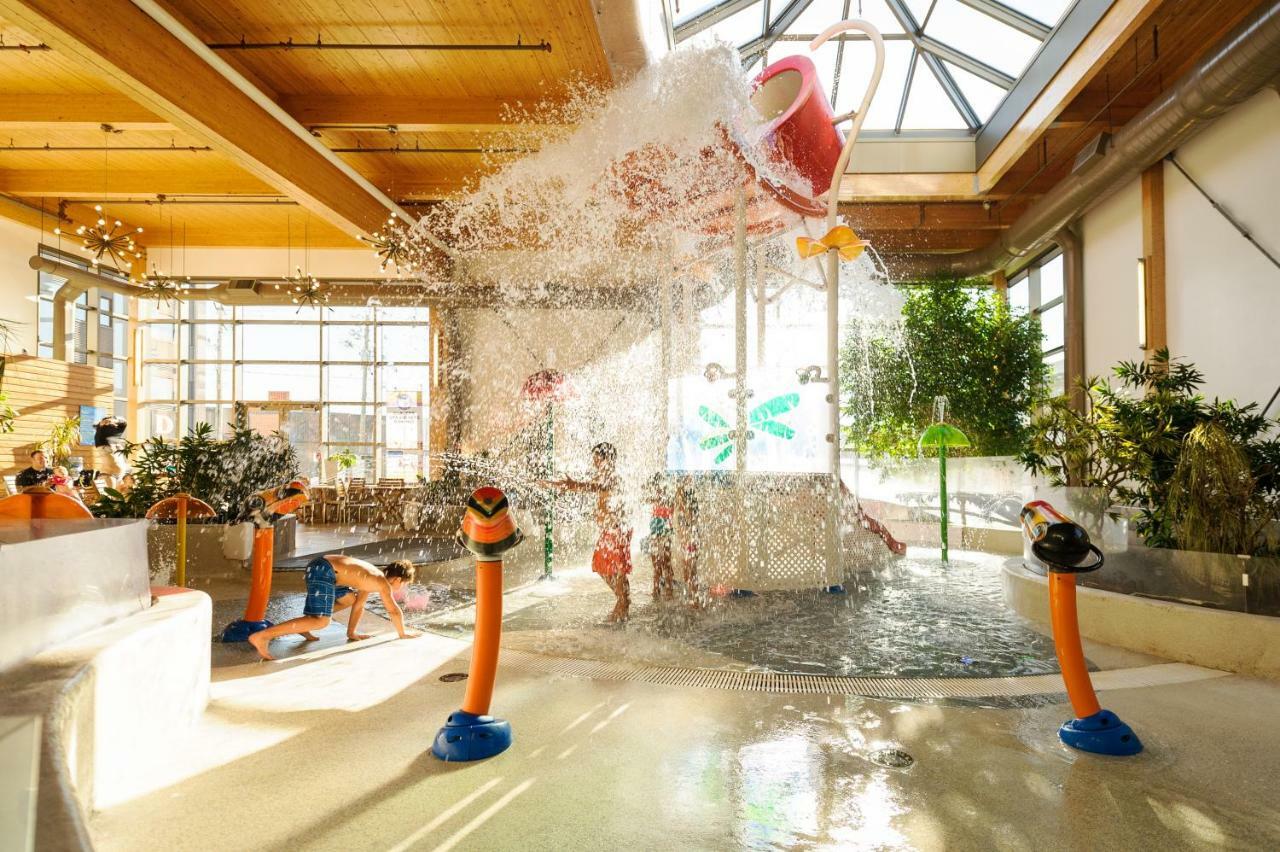 Hotel Le Montagnais Chicoutimi Buitenkant foto