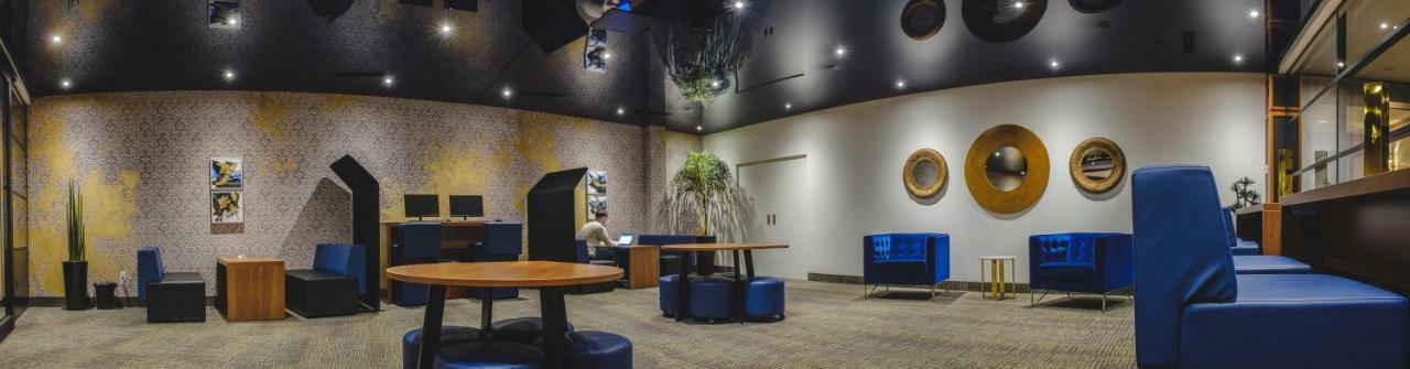 Hotel Le Montagnais Chicoutimi Buitenkant foto